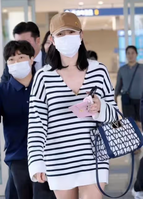 孫藝珍回國受追捧,穿短褲胖好多太有女人味,兒子首次曝光太好看