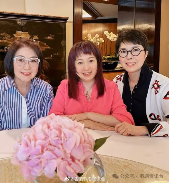 66歲關菊英曾傳病重多次出入醫院!罕現身《溏心風暴》團隊聚會