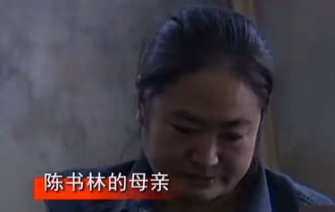 回顧年輕父親把剛出生15天的女兒扔到河裡溺亡,理由是我太愛她了