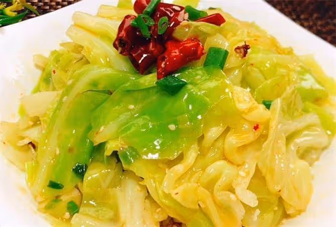 包菜怎麼涼拌才好吃?老廚師拿手涼拌包菜,每桌必點,湯汁都不剩
