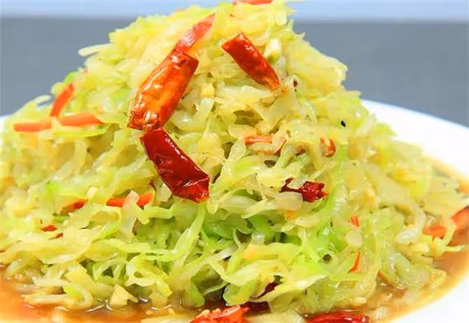 包菜怎麼涼拌才好吃?老廚師拿手涼拌包菜,每桌必點,湯汁都不剩