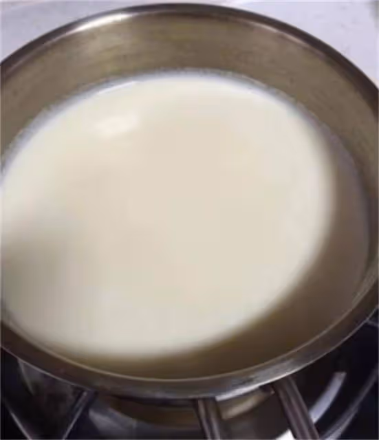 在家做豆腐,不用化學添加劑,用點白醋就做好,白醋點豆腐的做法