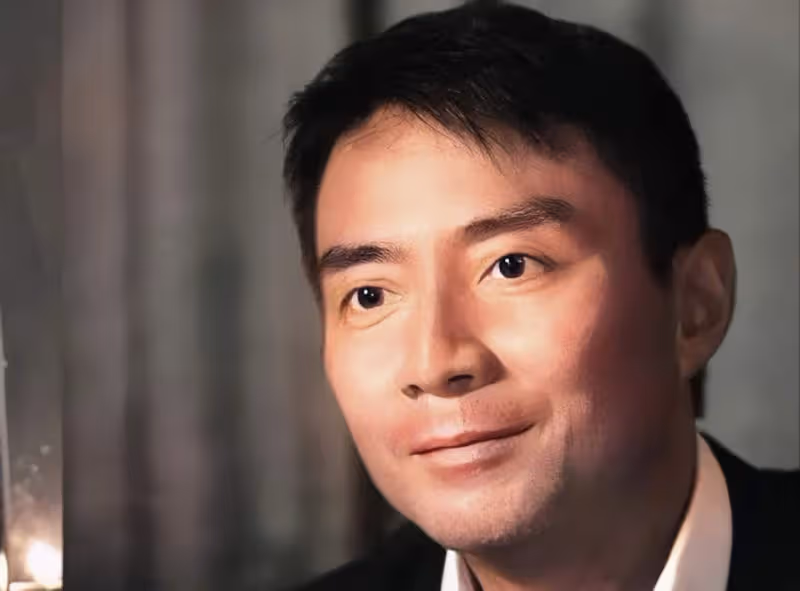 恭喜!香港男星林利被曝復婚,因不願行房與小14歲妻子鬧矛盾