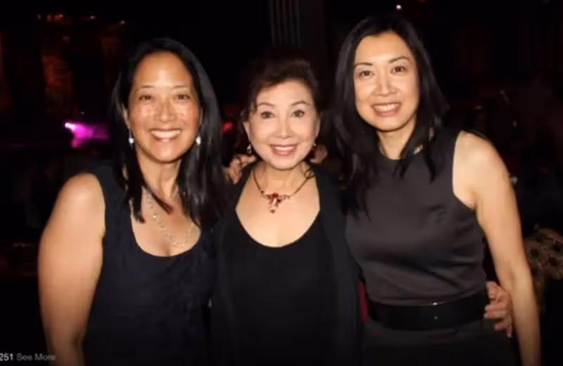 TVB資深綠葉84歲依然堅持拍劇,首次挑戰反派,曾多次在美國加拿大拍戲