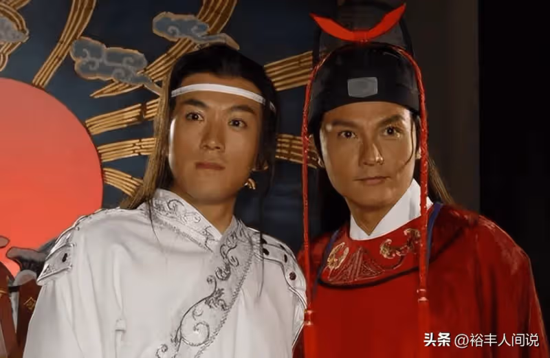 三位展昭扮演者夜遊汕頭!何家勁稱呼惹爭議,黃日華緊攬關禮傑