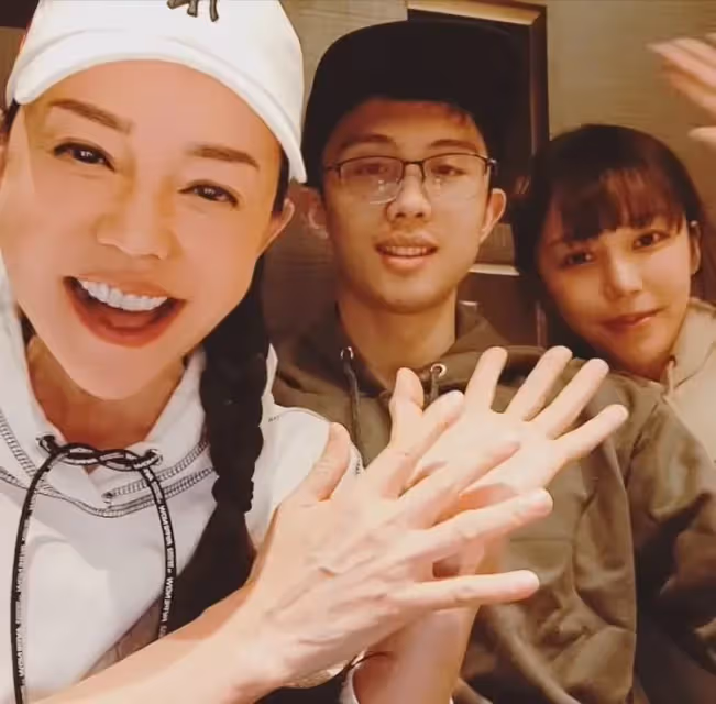 孫安佐現身！護阿乃認了還愛她　打臉媽媽狄鶯：都是假的