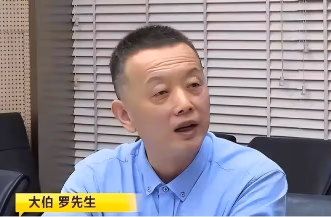 回顧轟動一時的湖南4胞胎:父親去世留47套房,今卻只能輟學在家