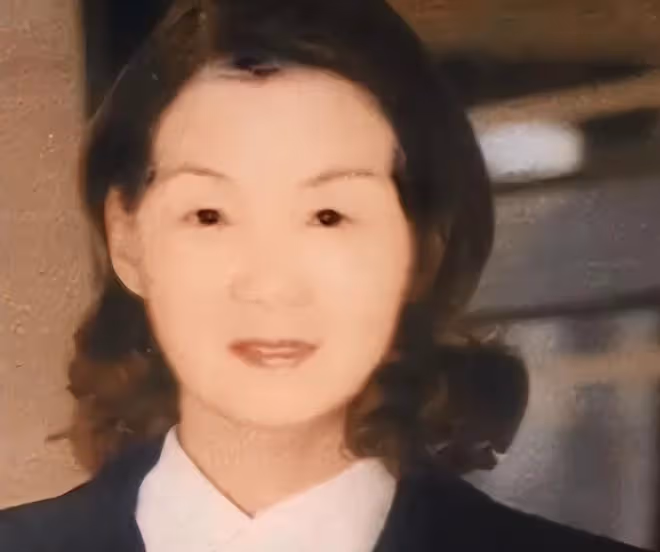 回顧丈夫娶保姆女兒自殺,坐牢18年掃廁所,70歲賺千萬翻身,憑啥