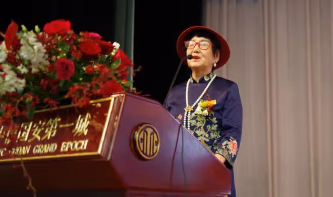 回顧丈夫娶保姆女兒自殺,坐牢18年掃廁所,70歲賺千萬翻身,憑啥