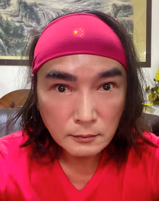 男神禿頭大賞:有人自然衰老依然帥氣,有人發福面目全非