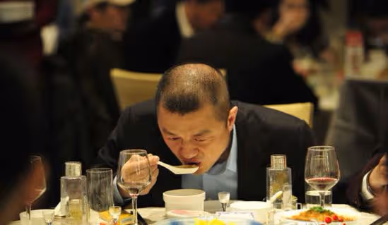男神禿頭大賞:有人自然衰老依然帥氣,有人發福面目全非