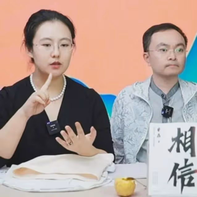 蔡磊破冰驛站櫥窗被封,黃V被摘,段睿緊急道歉稱換新號繼續直播