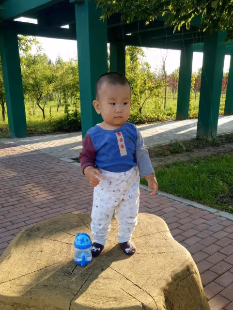 農村小伙頂住壓力娶三婚女人,誰料生下孩子不久就悲劇了
