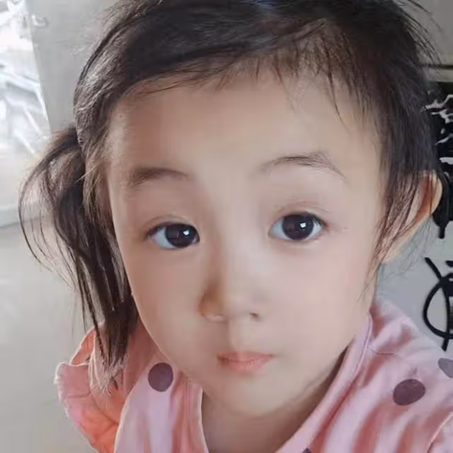 女童反覆低燒確診重病,單親媽媽欲哭無淚,4個姐姐暖心賣糧救娃