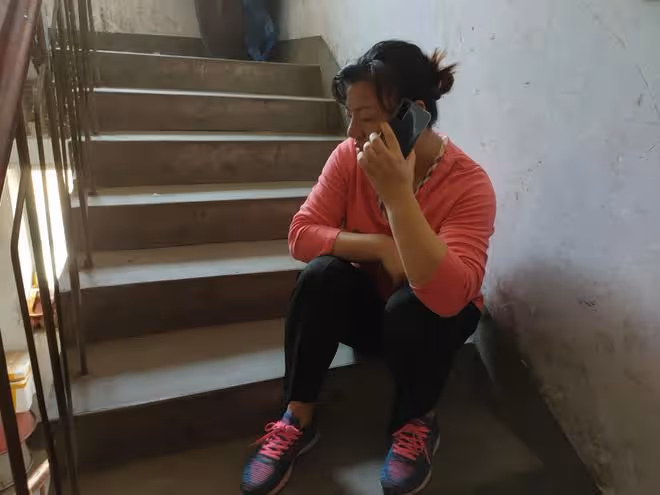 女童反覆低燒確診重病,單親媽媽欲哭無淚,4個姐姐暖心賣糧救娃