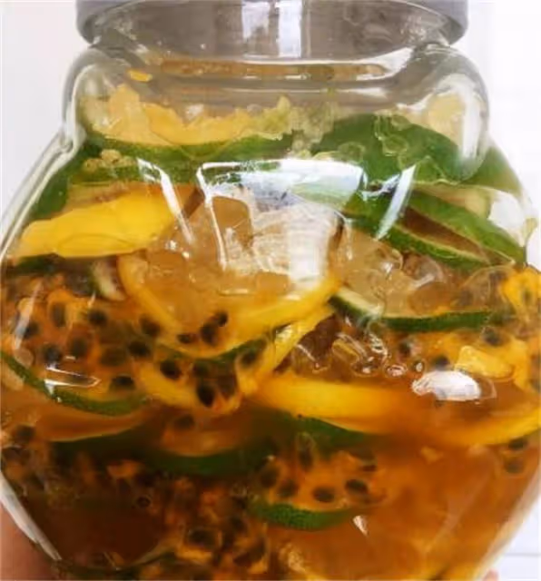 吃不完的百香果不要扔,教你製作成百香果檸檬茶,比奶茶還要好喝