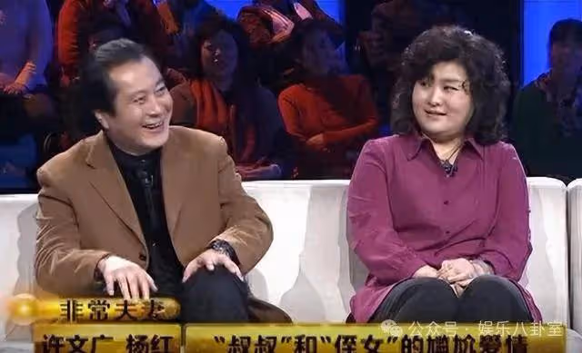 國家一級演員,娶了朋友的女兒為妻,生一對雙胞胎兒子,幸福美滿