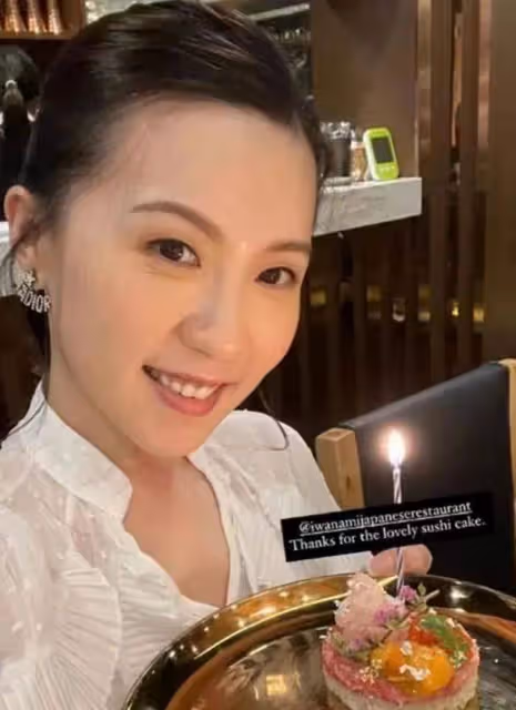王晶妻子原來這麼美,年近70和長女似同齡,小女兒顏值不輸晶女郎