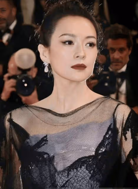 離婚並非最好的醫美?看章子怡重回C位,魅力不減當年