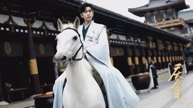 李沁一個字小作文登上熱搜！眾星告別《慶餘年2》，誰的小作文好