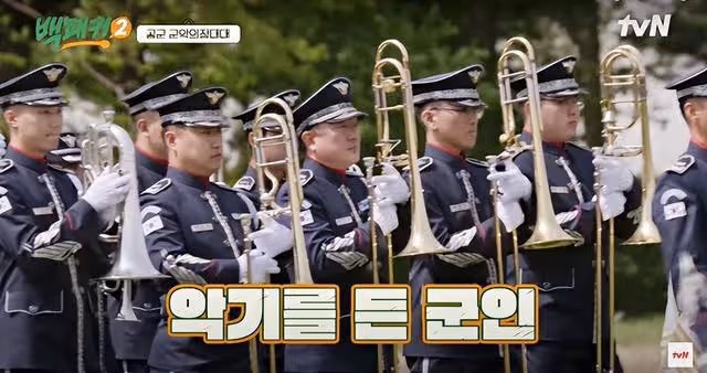 李到晛無預警現身綜藝熱舞！合體安普賢互動，可愛喊白種元爸爸