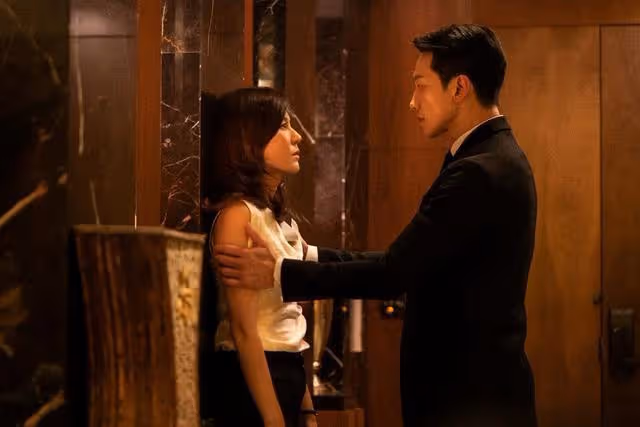 Rain《紅天鵝》6大看點，財閥貴婦愛上神秘保鏢，禁忌之戀拉滿