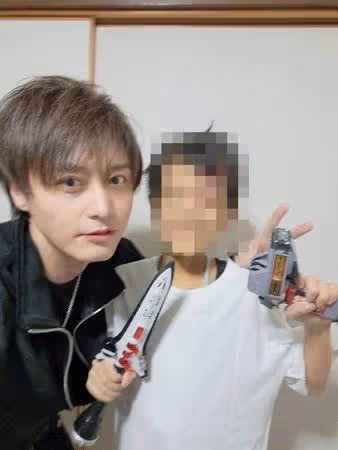 小粉絲罹癌剩1月壽命!《假面騎士》男星傳「完成最後心愿」暖舉曝光