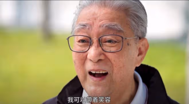 91歲TVB男星近況曝光!口齒清晰還幽默!為照顧患病太太退圈