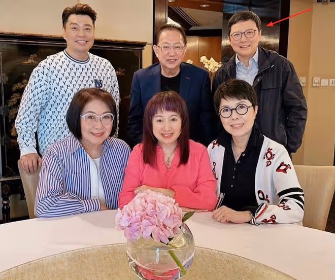 TVB前女星與同性戀人再合體現身!相愛16年卻不結婚!曾不讓前夫有壓力墮胎