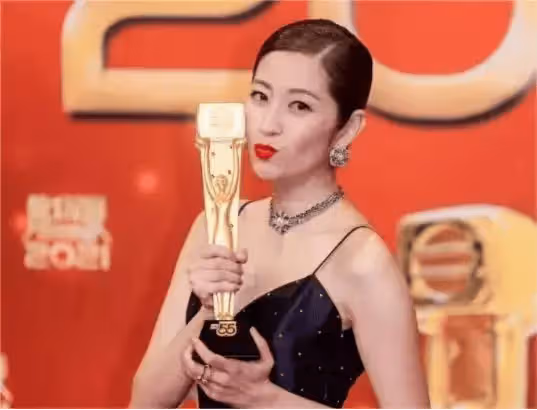 短劇即將開播!TVB知名花旦變身女王,參加綜藝節目探討離婚問題引發爭議