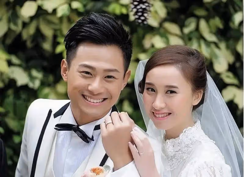 又走一個!TVB知名男星突然宣布離巢,妻子懷二胎臨盆在即