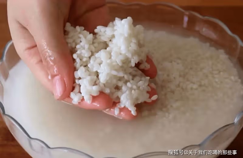 包粽子糯米要泡多久?要煮多久?很多人做錯,難怪粽子夾生還漏米