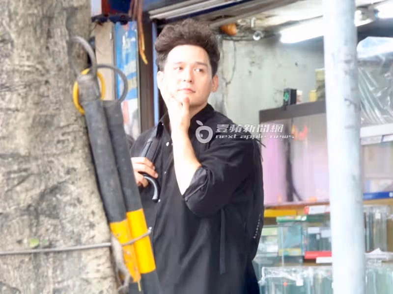 狗仔直擊｜倪安東騎Ubike護送國小女兒搭公車！溫馨共度9分鐘