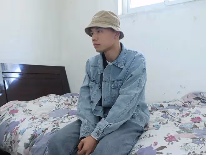 學霸男孩手上長疙瘩,一查竟已是癌症中晚期,灑淚揮別高考