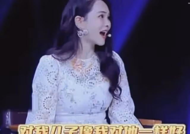 這一次,56歲伊能靜和46歲秦昊,又給明星夫妻好好上了一課