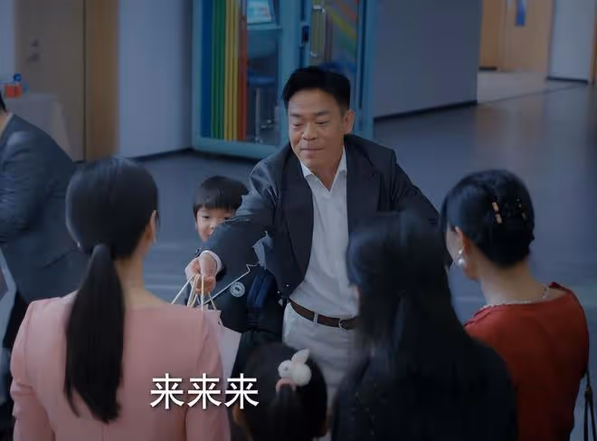 都市劇《時光正好》才播2集,就拿下收視率第一,田雨淘到寶了