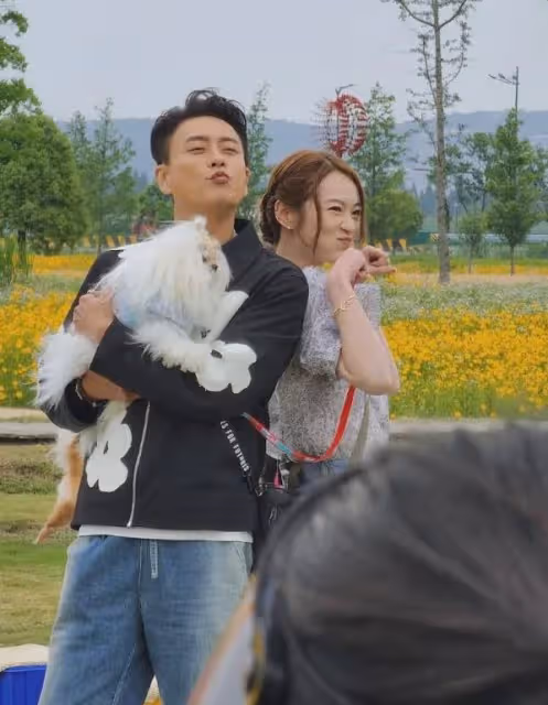 黃宗澤與緋聞女友首演夫妻!合作8次,曾大讚對方露背一幕經典