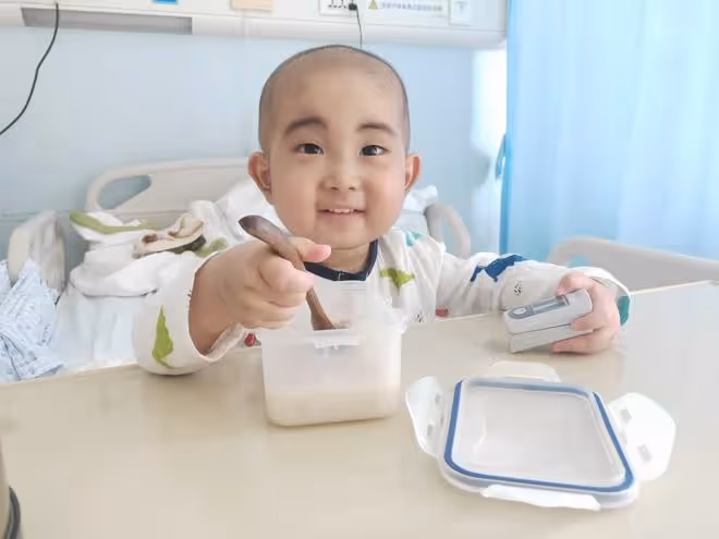 父母不信1歲半兒子得白血病,10天後基因突變,病情高危險釀大禍