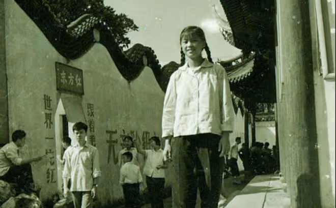 去男友家和准婆婆商量婚事,走時忘穿外套,折返回去,我當場退婚