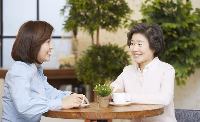 去男友家和准婆婆商量婚事,走時忘穿外套,折返回去,我當場退婚