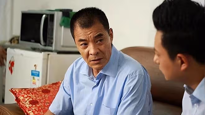 去男友家和准婆婆商量婚事,走時忘穿外套,折返回去,我當場退婚