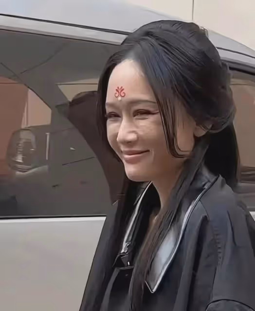 高圓圓黎姿楊冪的近照生圖,治好了我的容貌焦慮