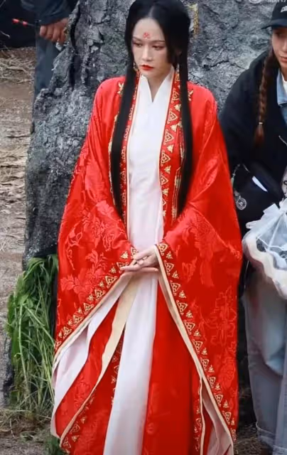 高圓圓黎姿楊冪的近照生圖,治好了我的容貌焦慮