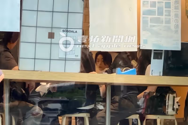 狗仔直擊｜KAT-TUN台北101、西門町吃冰踩點！龜梨和也帶隊4小時下班搭機離台
