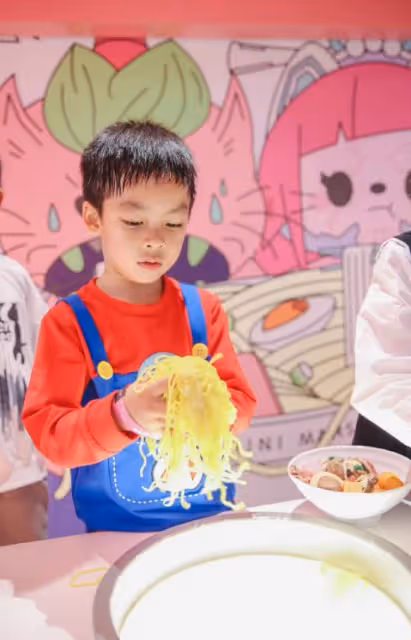 李晟李佳航為愛子慶生,6歲兒子濃眉大眼越長越帥,大名首曝光