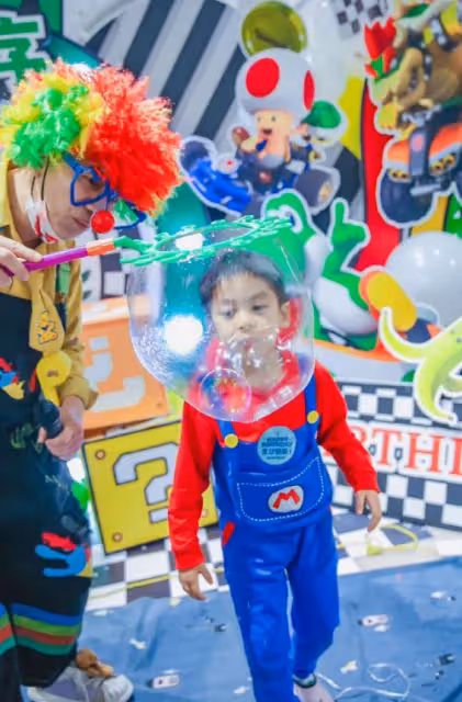 李晟李佳航為愛子慶生，6歲兒子濃眉大眼越長越帥，大名首曝光
