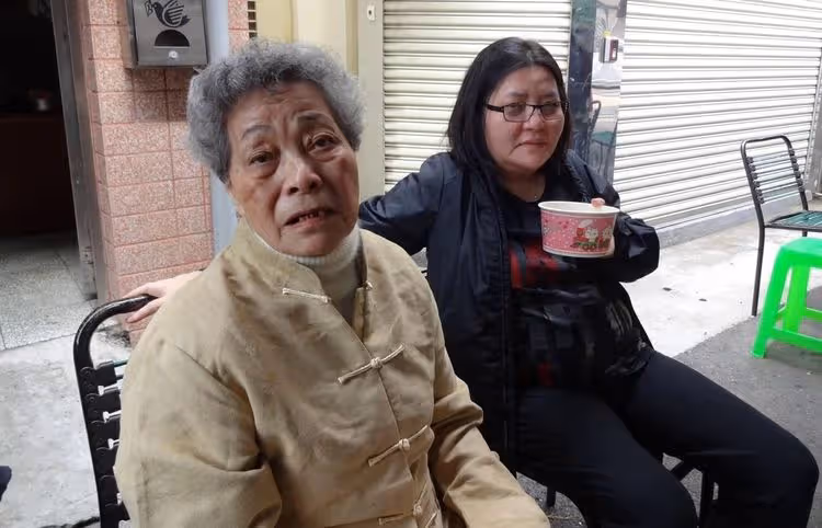 邱瓈寬慟別93歲母親　追思、公祭時間地點曝光