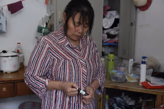 幼女患病父母生二胎悄然出走,奶奶撿廢品堅持治療孫女:怕遭天譴
