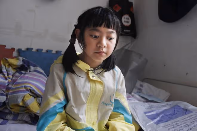 幼女患病父母生二胎悄然出走,奶奶撿廢品堅持治療孫女:怕遭天譴