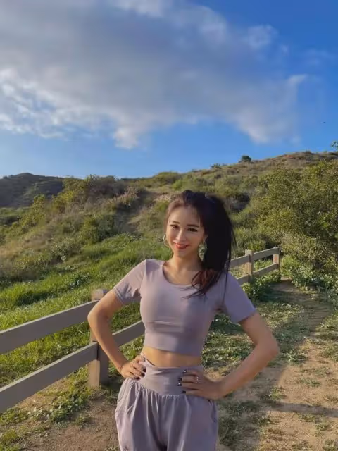 她曾經獨闖NBA,嫁大17歲美國富豪屢傳婚變,如今43歲身材傲人